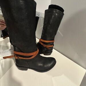 MOMA 🇮🇹Black and Brown Leather Women's Boots Sz 8.5